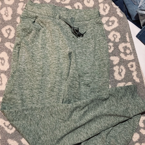Balance Athletica joggers size small - Picture 1 of 2